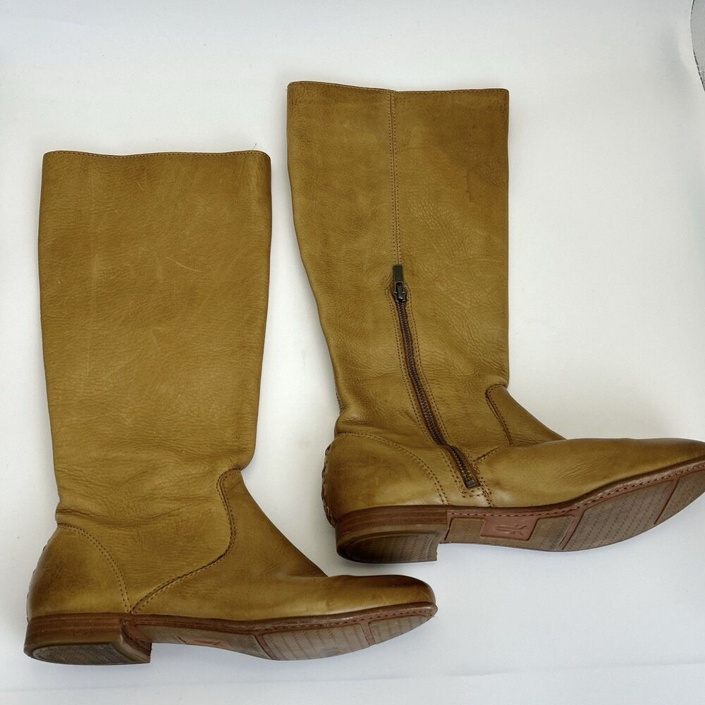 FRYE Jillian Pull On Tall Riding Boots Women's Size 8 Tan Brown Leather 76010